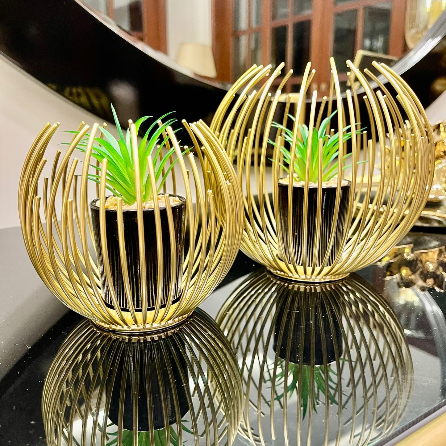 GOLDEN GLOBE DECOR WITH PLANTER INSIDE