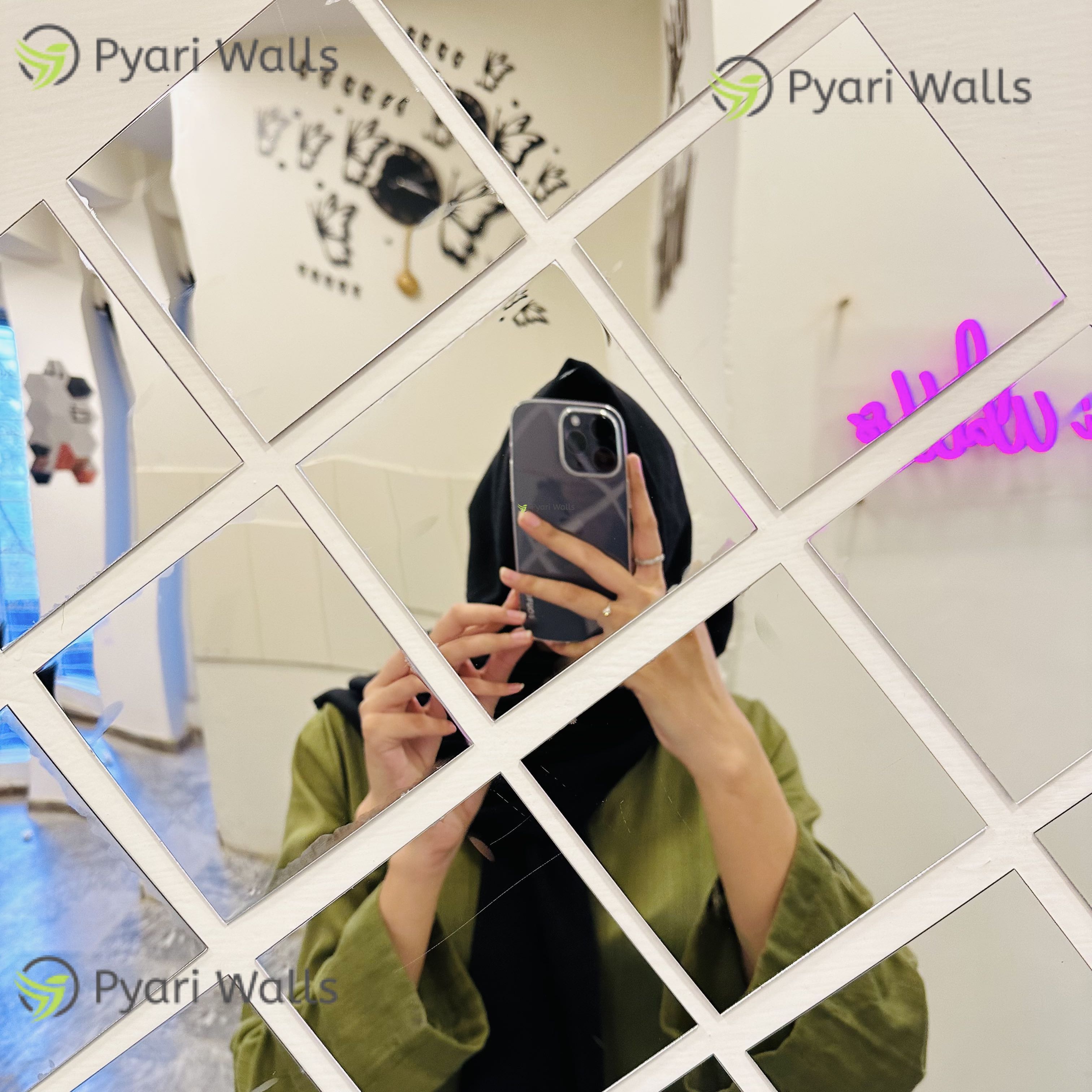 Acrylic Mirrors Walls Decor – Pyari Walls